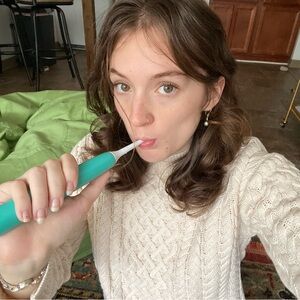 Meet your Posher, Genevieve